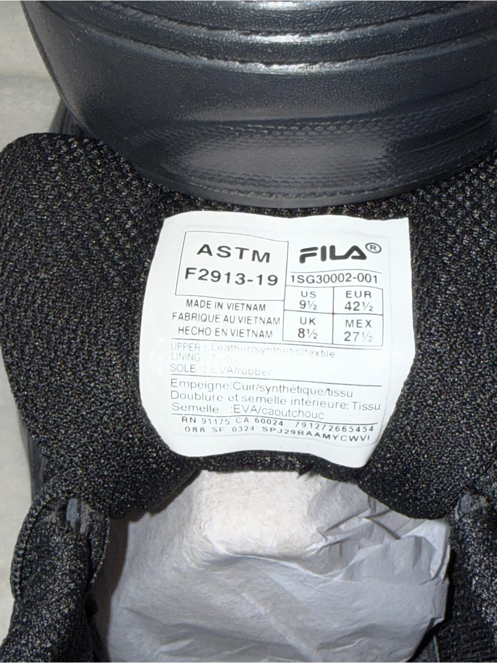 Fila Men's 9.5, Women’s 11, Black Athletic memory Workshift SR Trainer Shoes